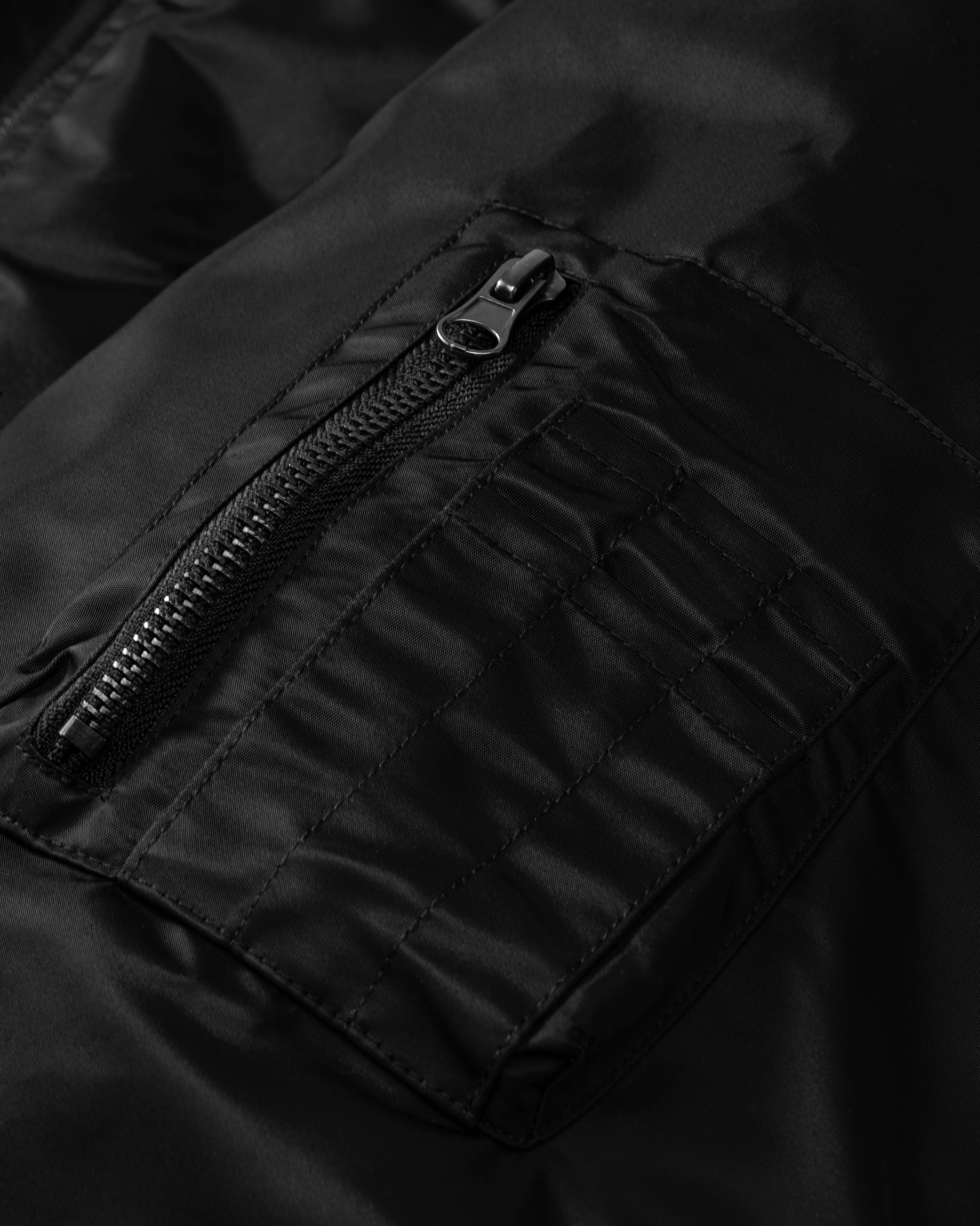 Pigeon Logo Bomber Jkt - Image 10