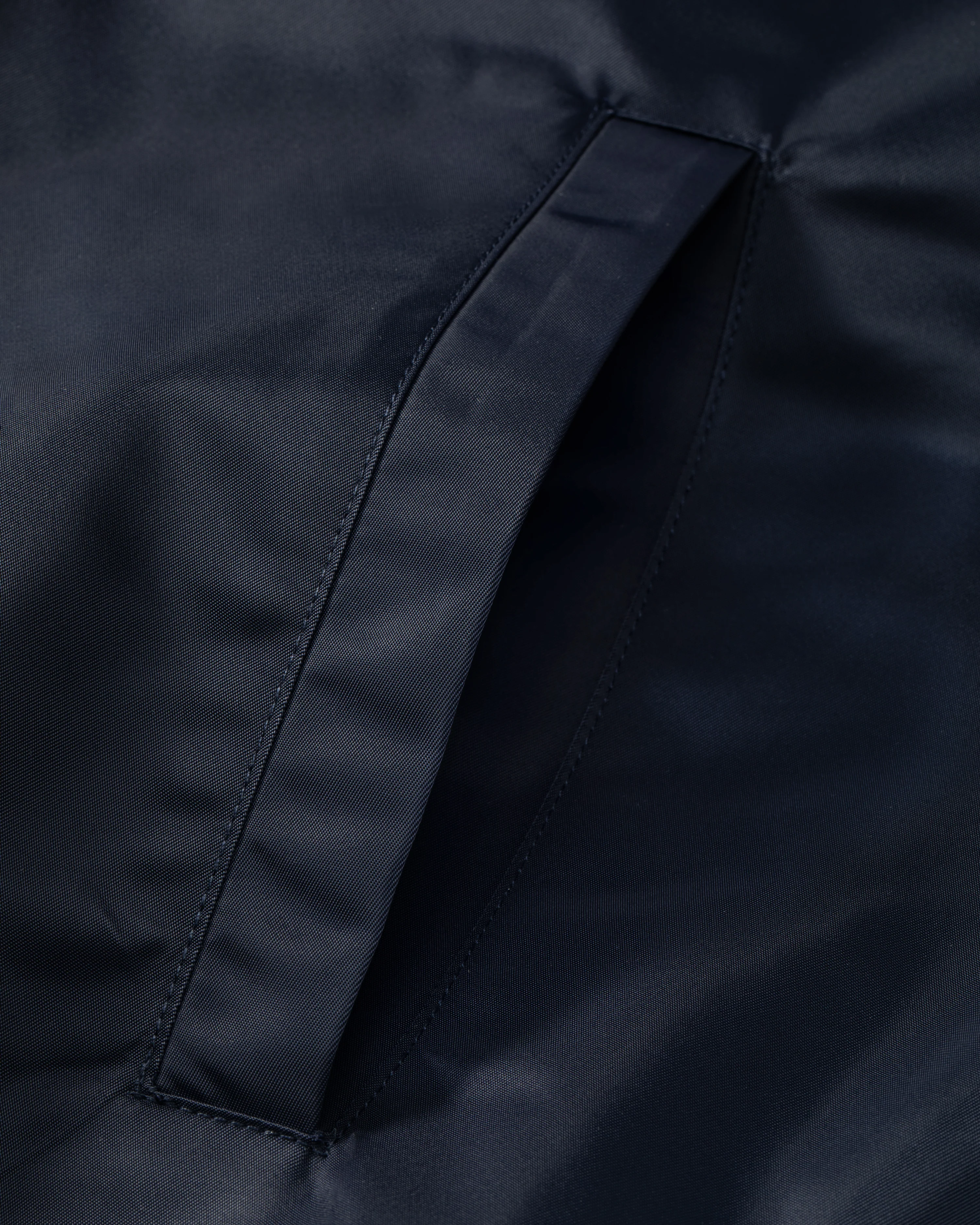 Pigeon Logo Bomber Jkt - Image 11